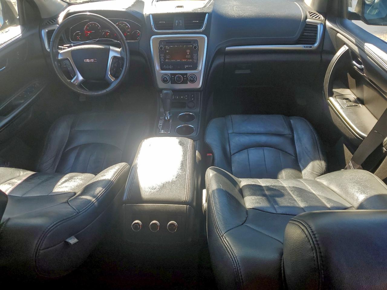 2014 GMC ACADIA SLE photo 8
