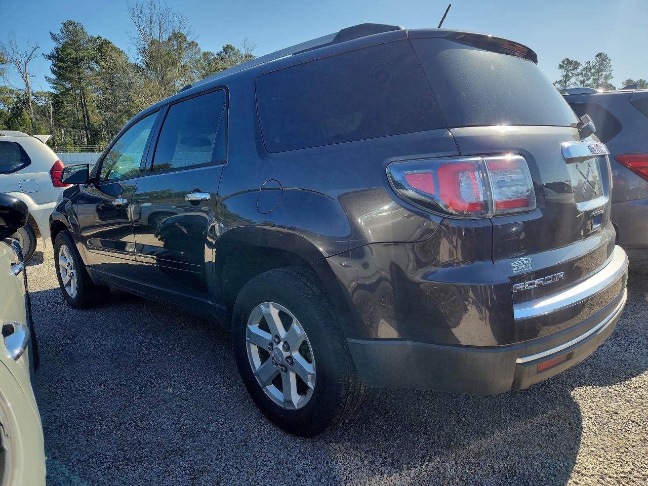 2014 GMC ACADIA SLE photo 2