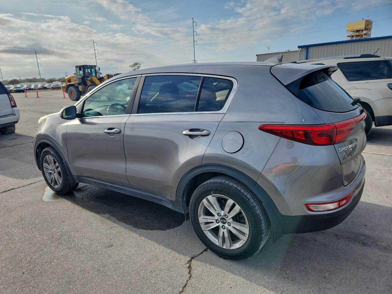 2017 KIA SPORTAGE LX photo 2