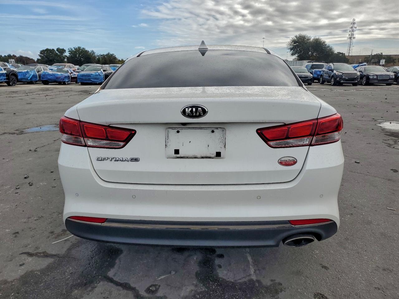 2018 KIA OPTIMA LX photo 6