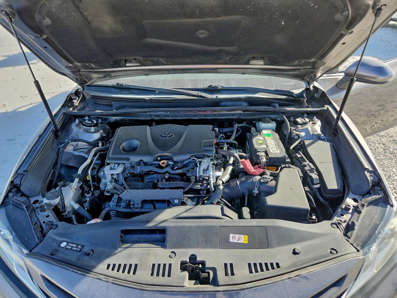 2020 TOYOTA CAMRY SE photo 11