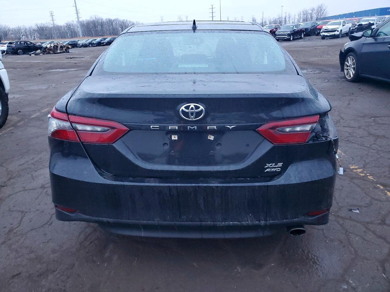 2023 TOYOTA CAMRY XLE photo 6