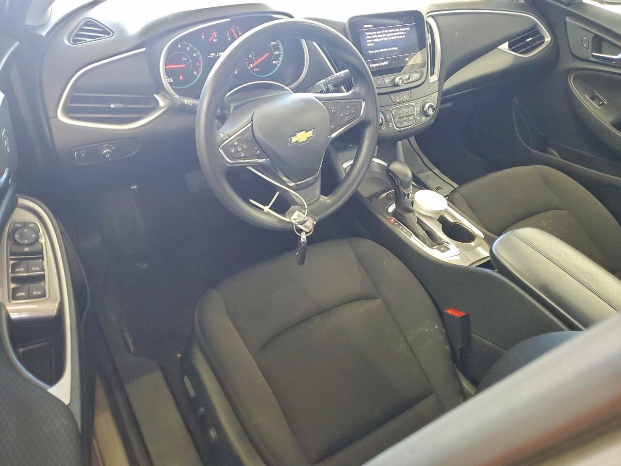 2024 CHEVROLET MALIBU LT photo 8