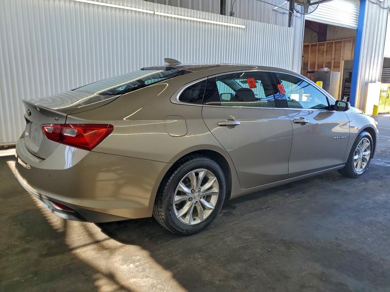 2024 CHEVROLET MALIBU LT photo 3