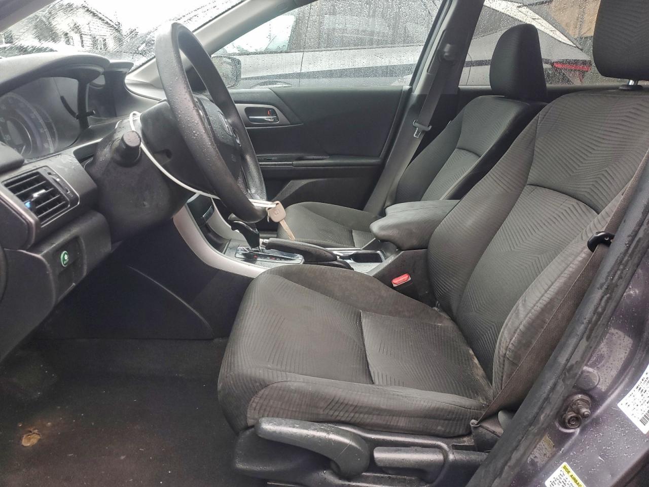 2015 HONDA ACCORD LX photo 13