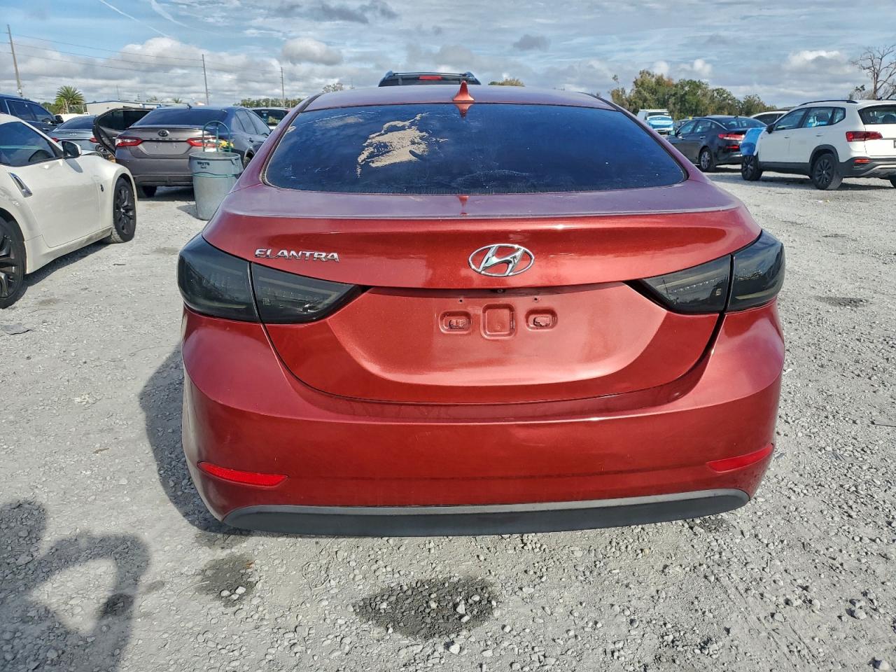 2014 HYUNDAI ELANTRA SE photo 6