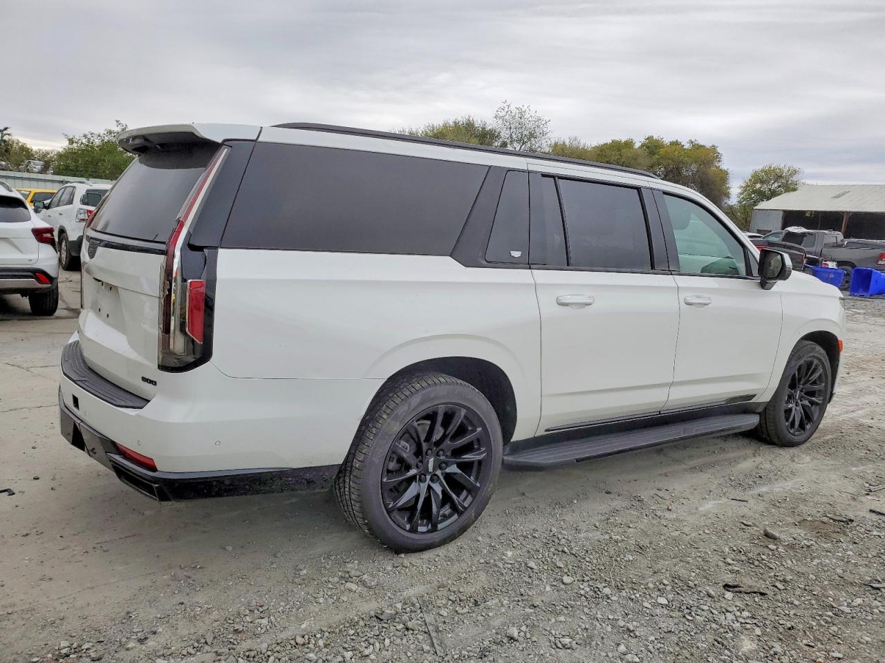 2021 CADILLAC ESCALADE ESV SPORT photo 3