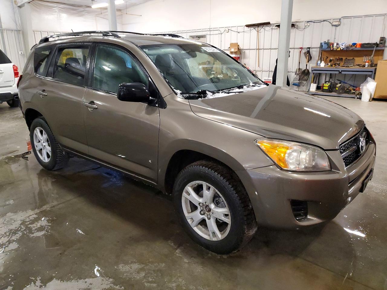 2012 TOYOTA RAV4 photo 10