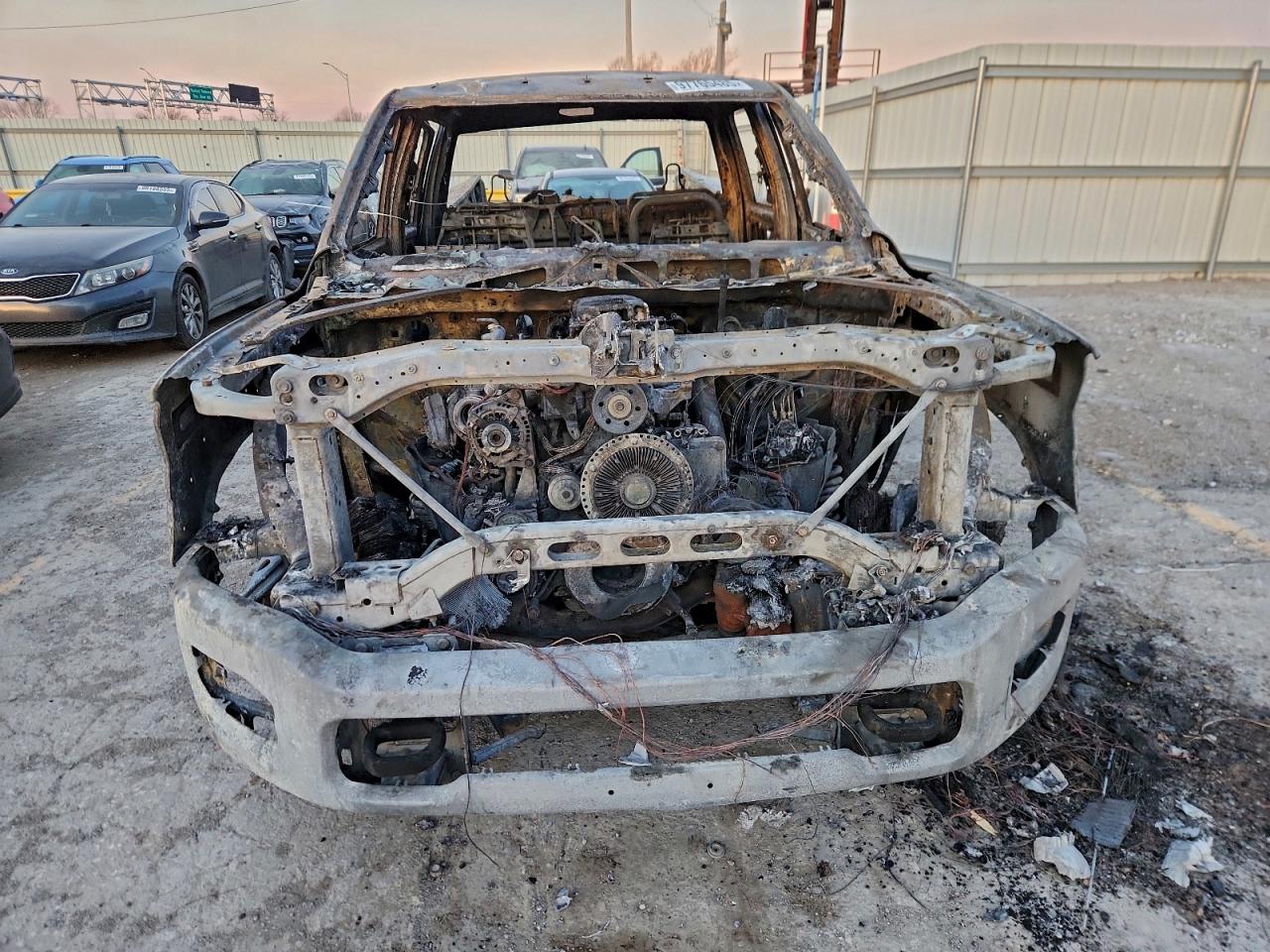 2020 RAM 3500 LARAMIE photo 5
