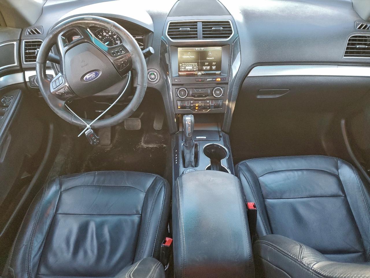 2016 FORD EXPLORER XLT photo 29