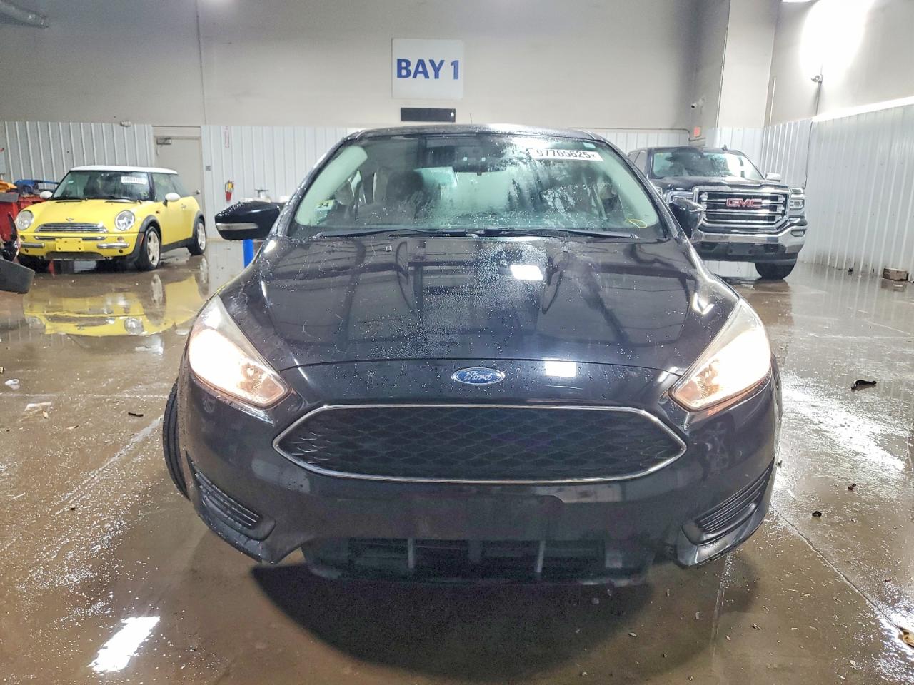 2017 FORD FOCUS SE photo 5