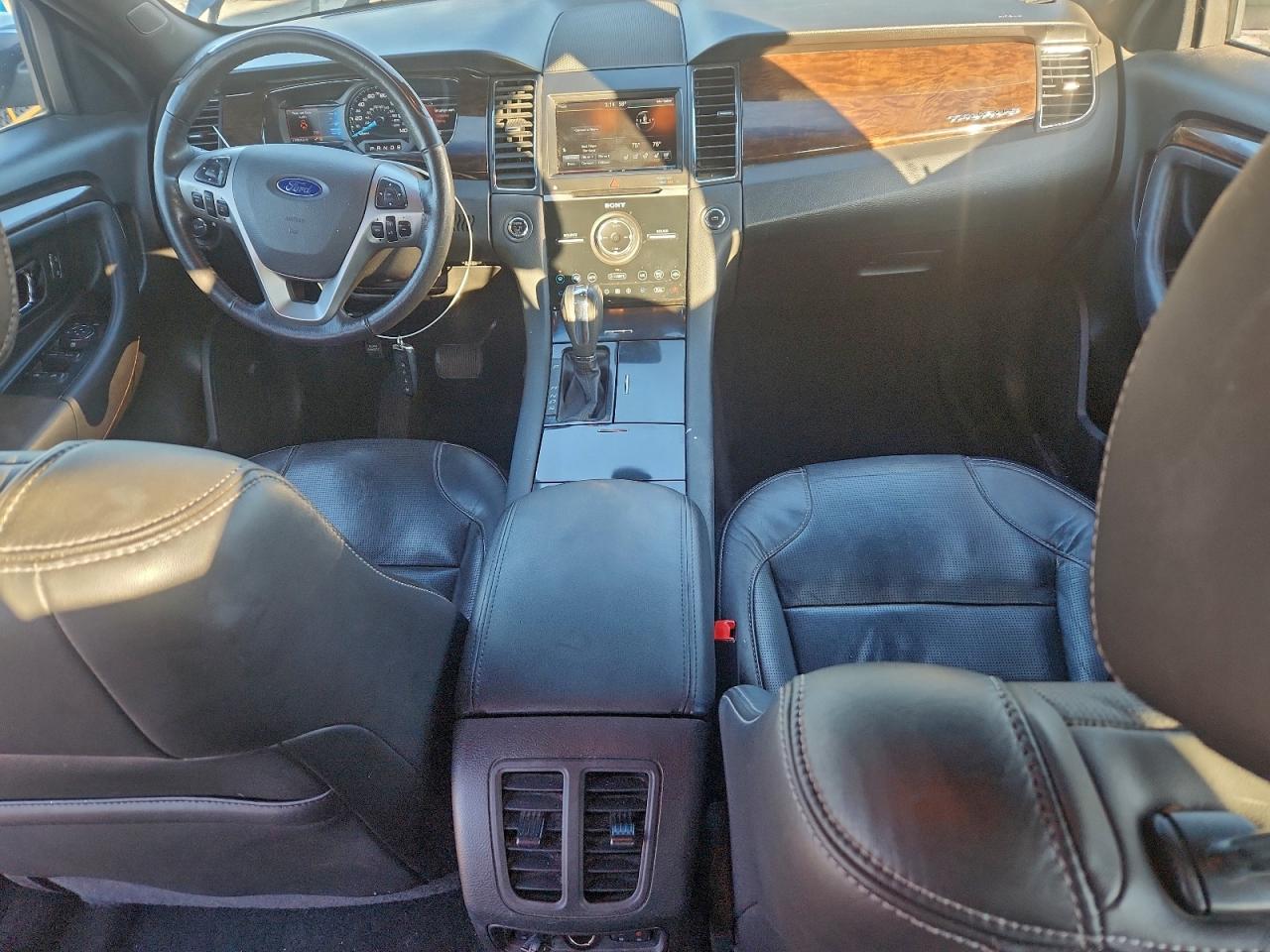 2015 FORD TAURUS LIMITED photo 8