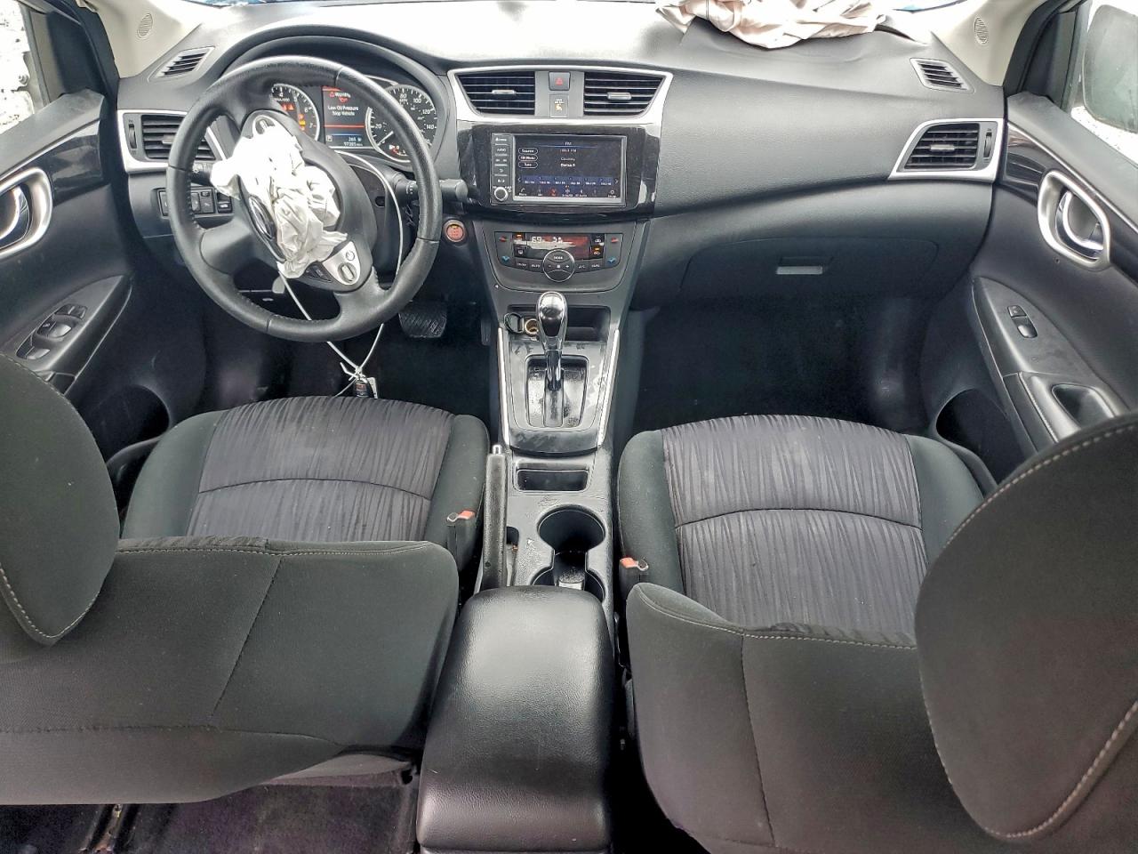 2019 NISSAN SENTRA S photo 8