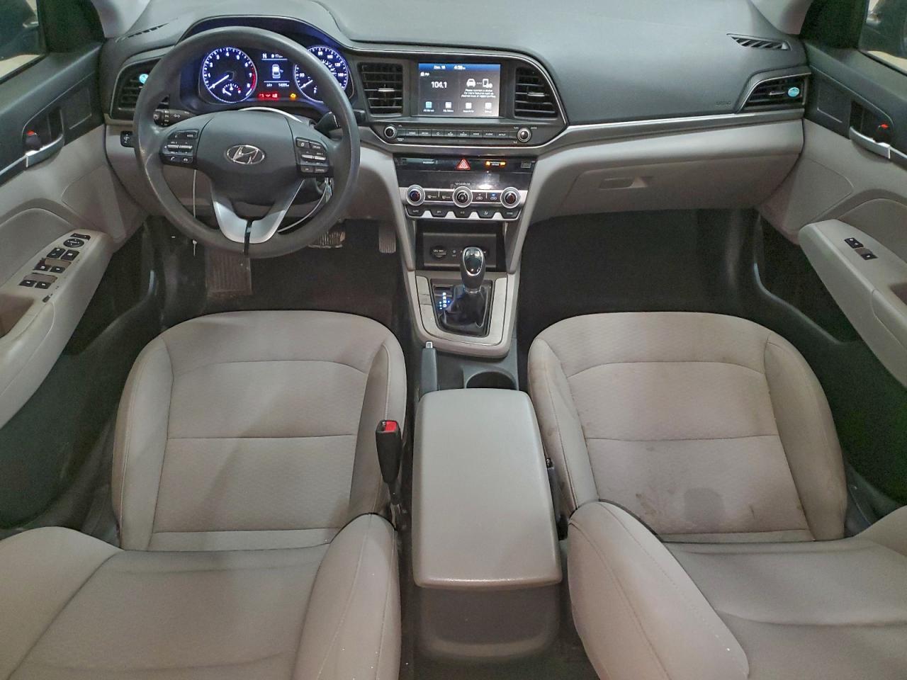2020 HYUNDAI ELANTRA SEL photo 8