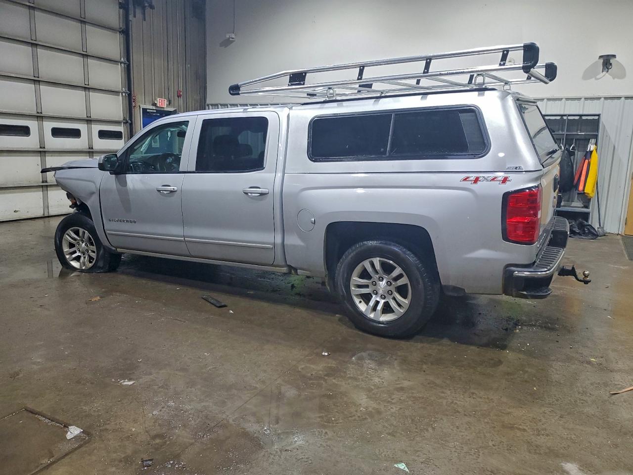 2017 CHEVROLET SILVERADO K1500 LT photo 3