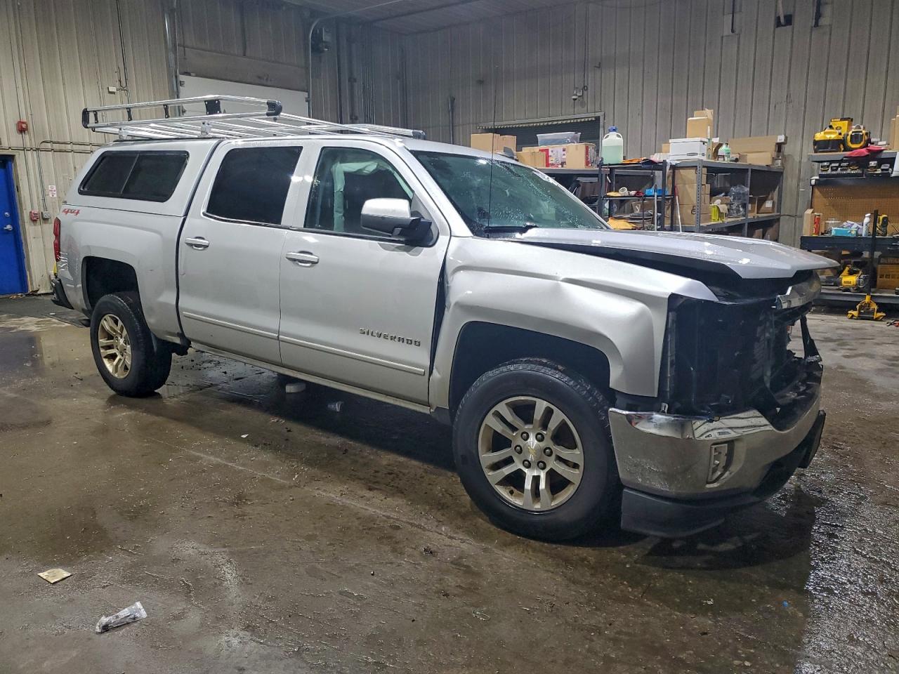 2017 CHEVROLET SILVERADO K1500 LT photo 7