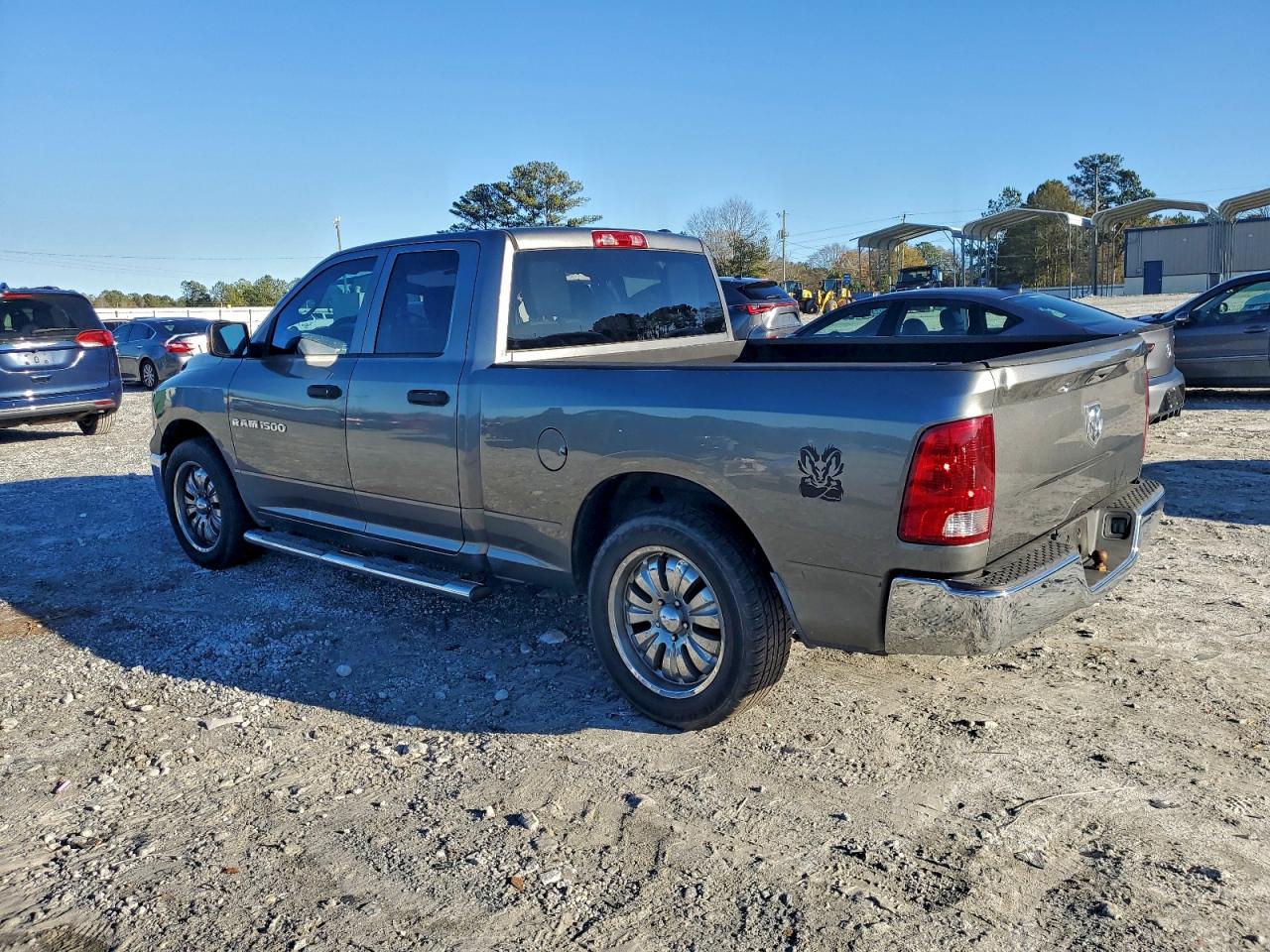 2011 DODGE RAM 1500 photo 2