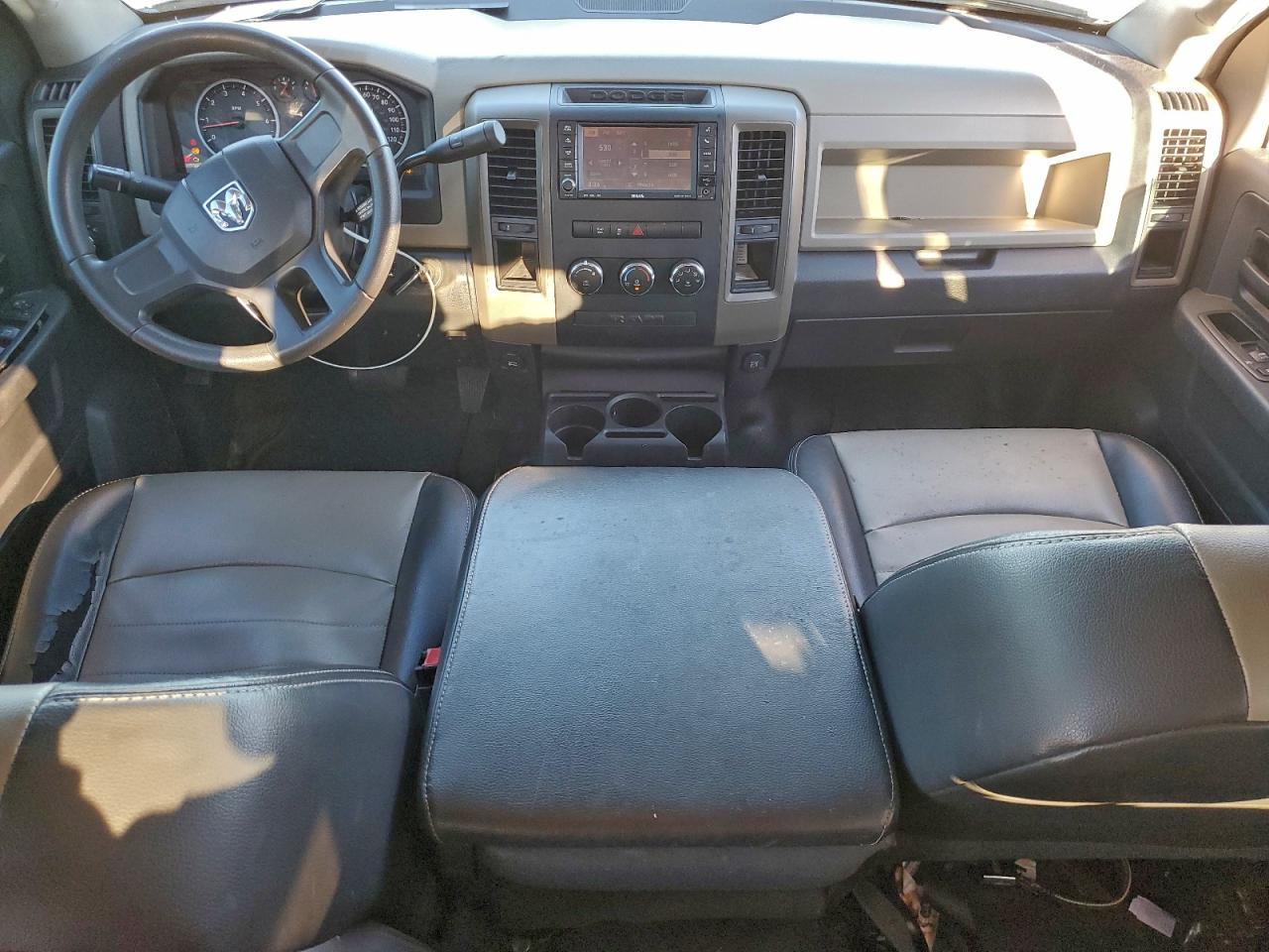 2011 DODGE RAM 1500 photo 8