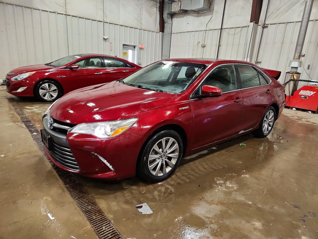 2017 TOYOTA CAMRY