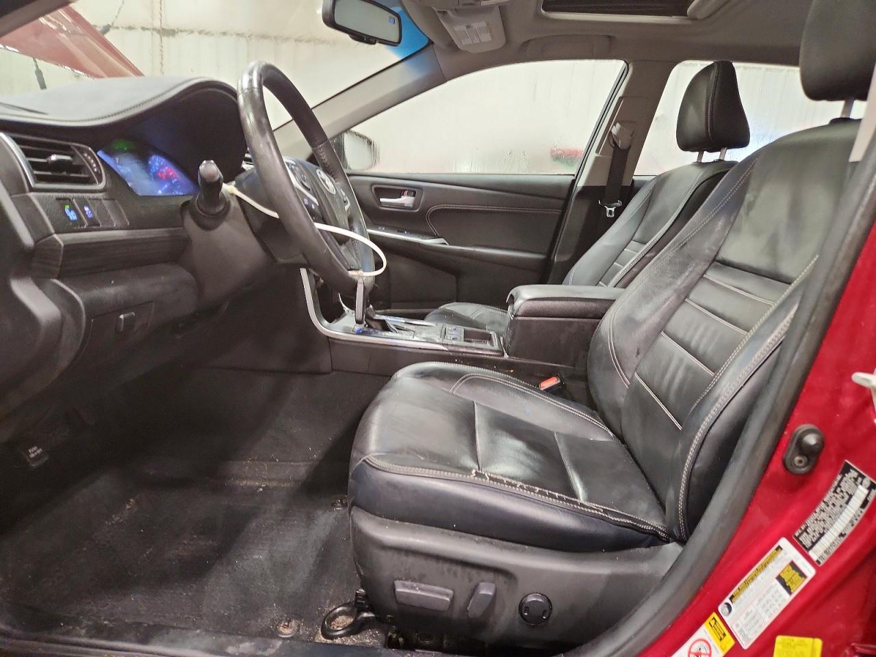 2017 TOYOTA CAMRY HYBRID photo 7