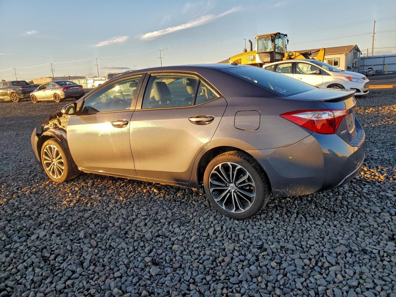 2016 TOYOTA COROLLA L photo 2