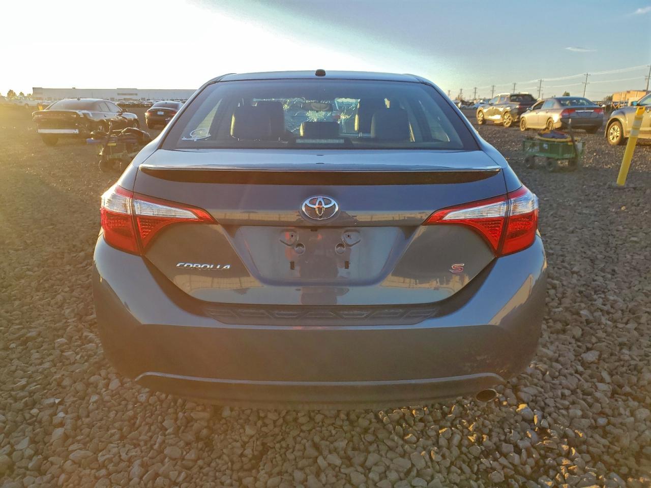 2016 TOYOTA COROLLA L photo 6