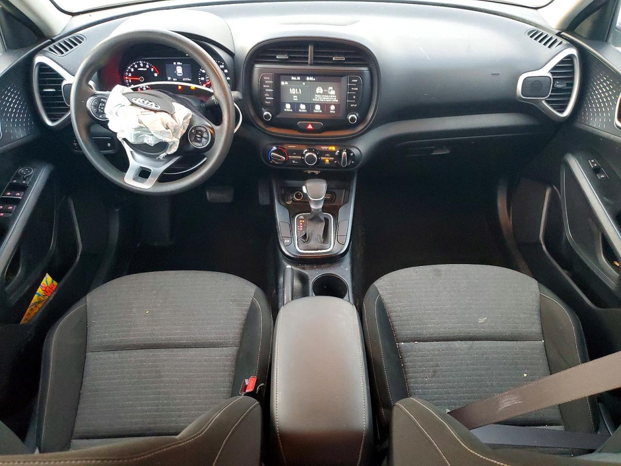 2021 KIA SOUL LX photo 8