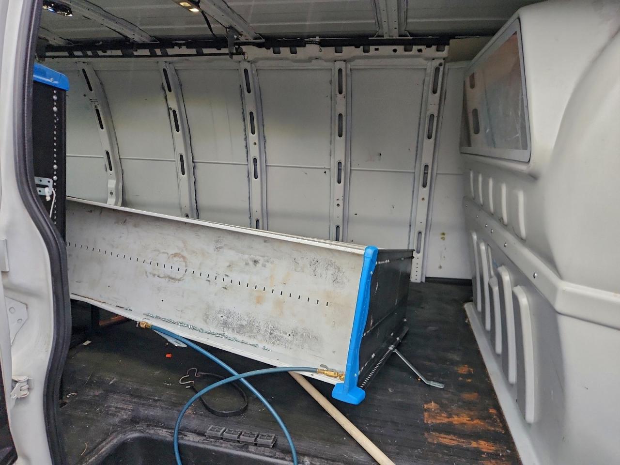 2019 CHEVROLET EXPRESS 3500 UTILITY / SERVICE VAN photo 11