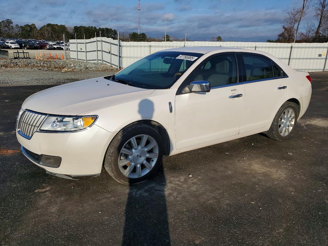 2010 LINCOLN MKZ