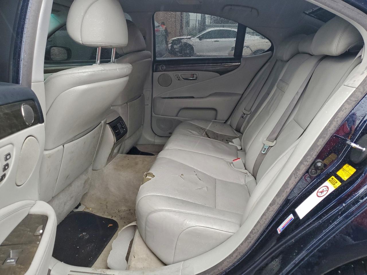 2007 LEXUS LS 460 photo 10