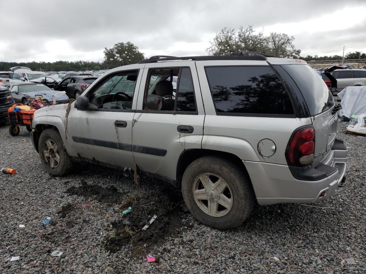 2005 CHEVROLET TRAILBLAZER LS photo 2