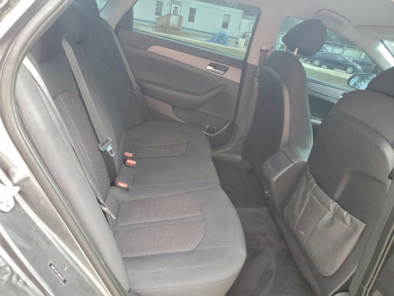 2018 HYUNDAI SONATA SE photo 19