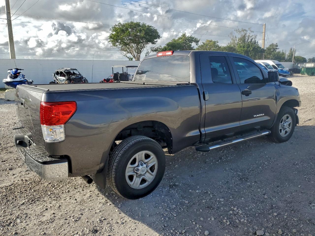 2012 TOYOTA TUNDRA DOUBLE CAB SR5 photo 3