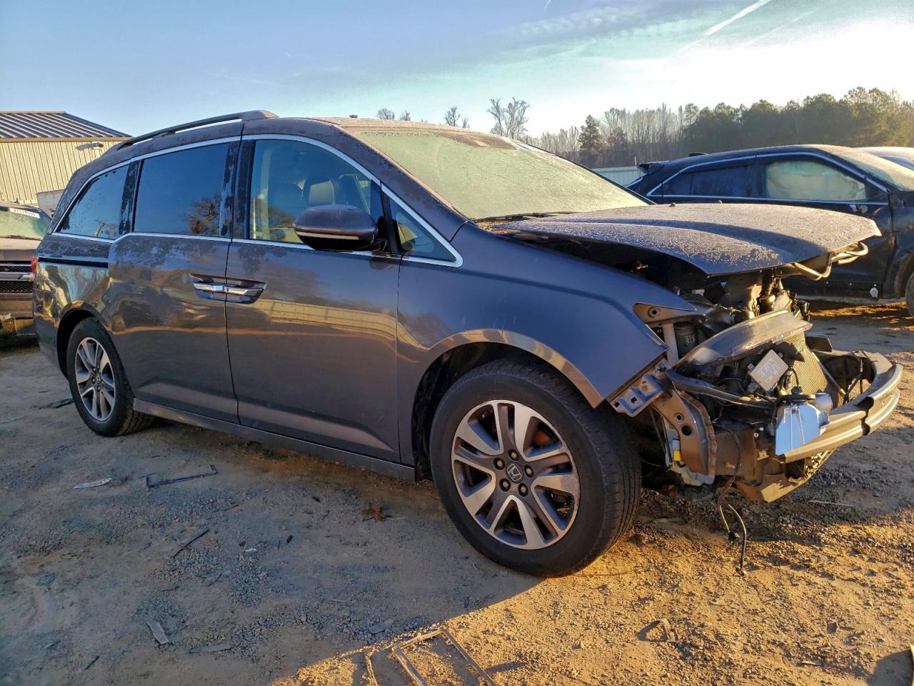 2016 HONDA ODYSSEY TOURING photo 4