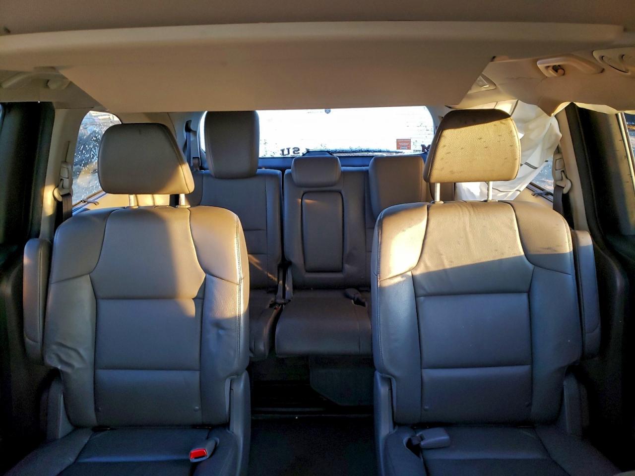 2016 HONDA ODYSSEY TOURING photo 10