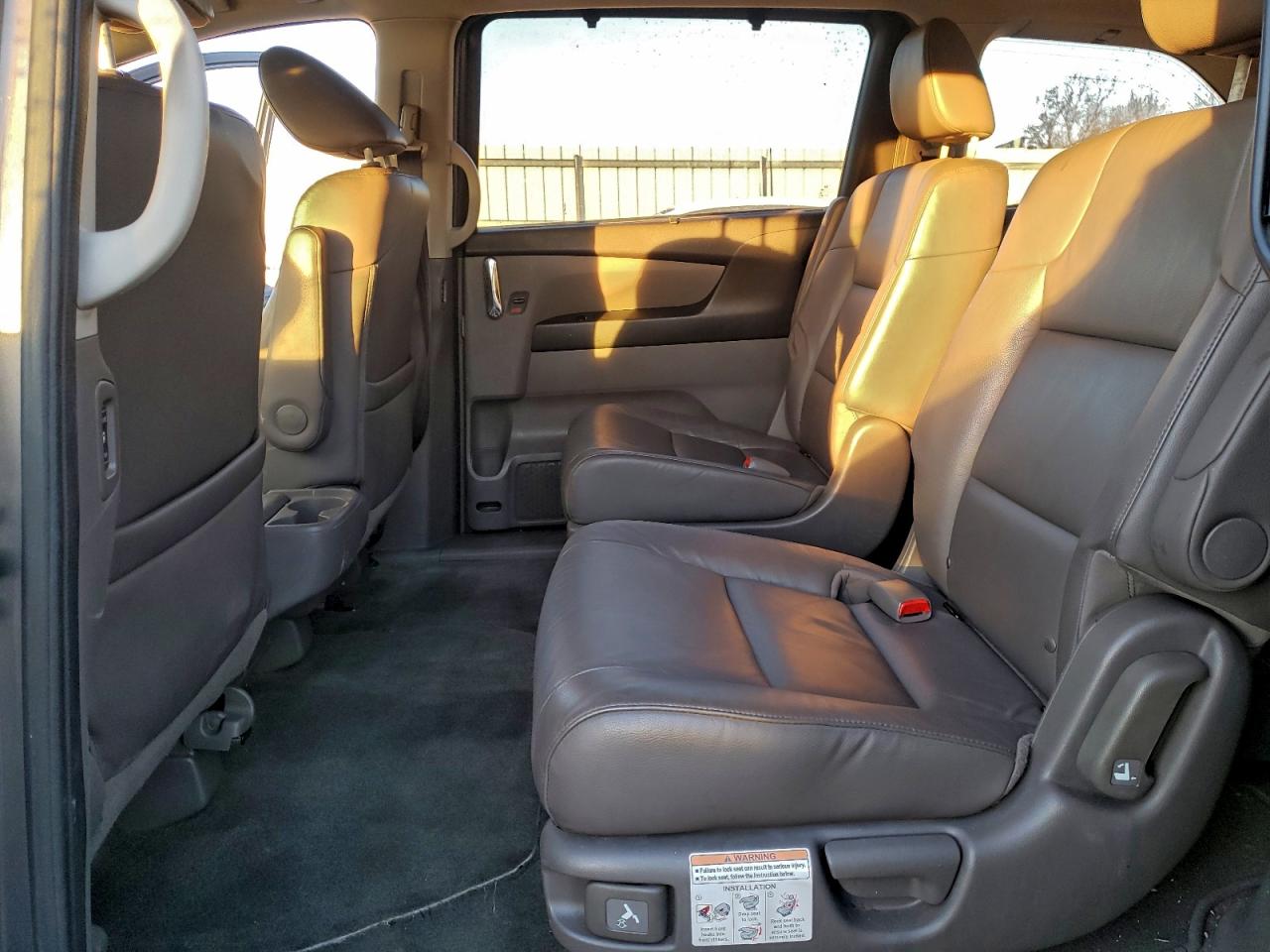 2016 HONDA ODYSSEY TOURING photo 11
