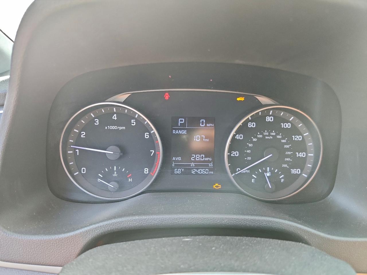 2017 HYUNDAI ELANTRA SE photo 9