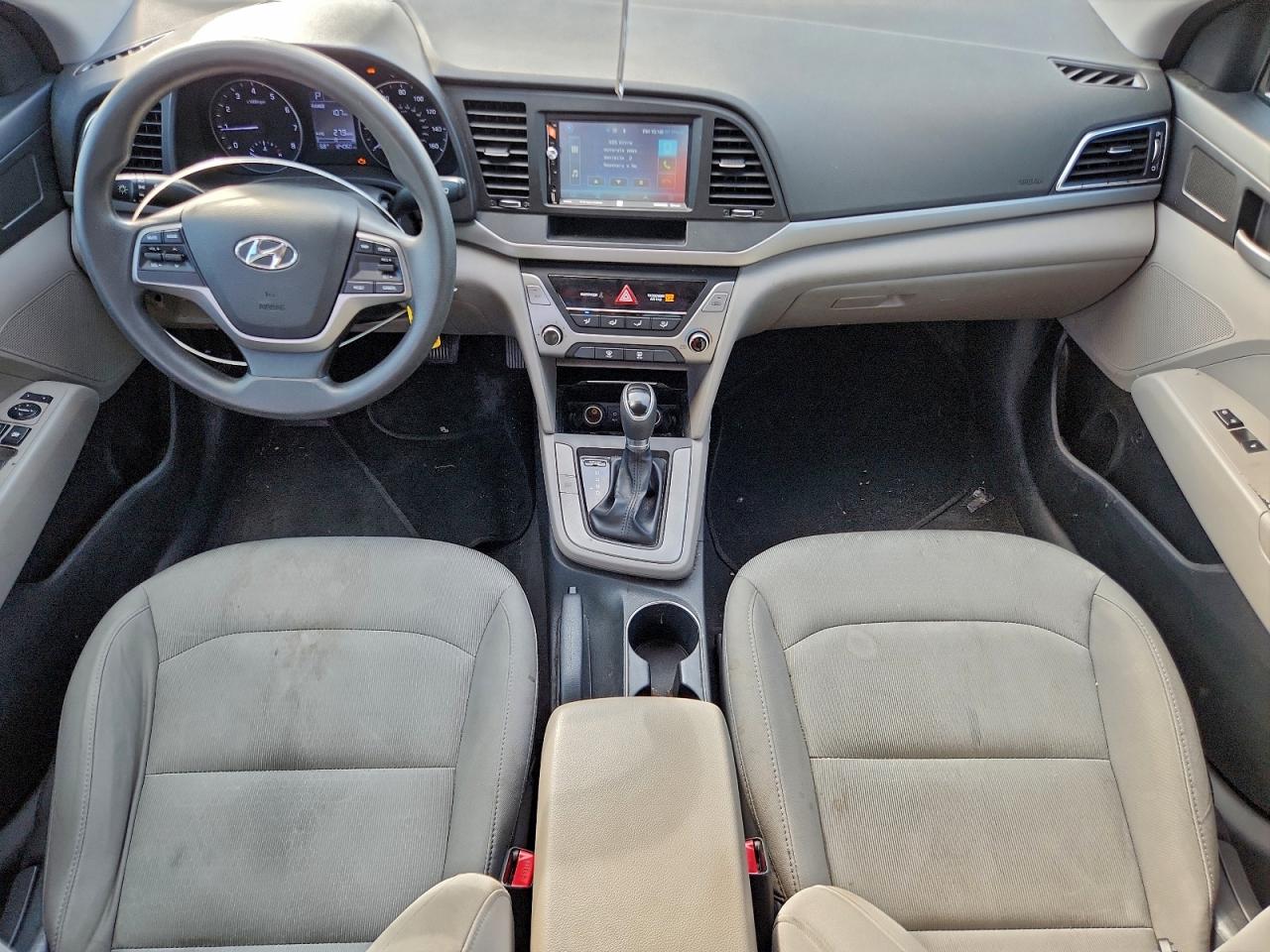 2017 HYUNDAI ELANTRA SE photo 8