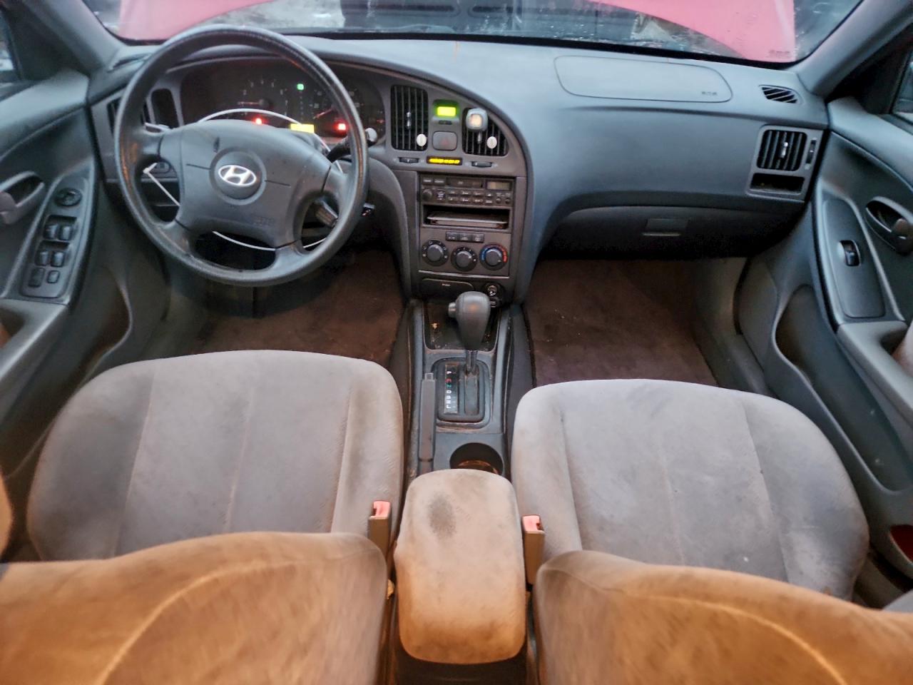 2005 HYUNDAI ELANTRA GLS photo 8
