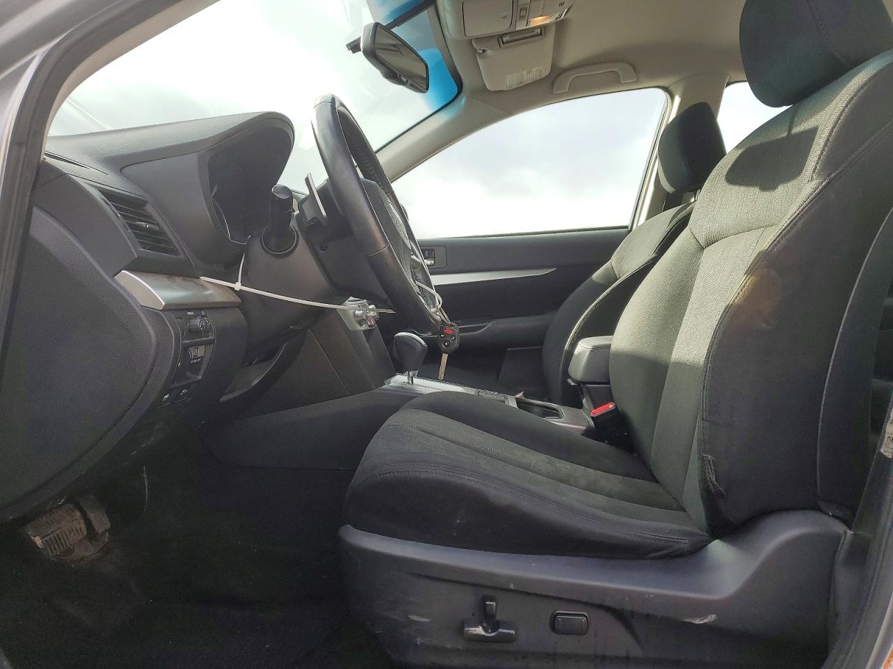 2013 SUBARU LEGACY 2.5I PREMIUM photo 7