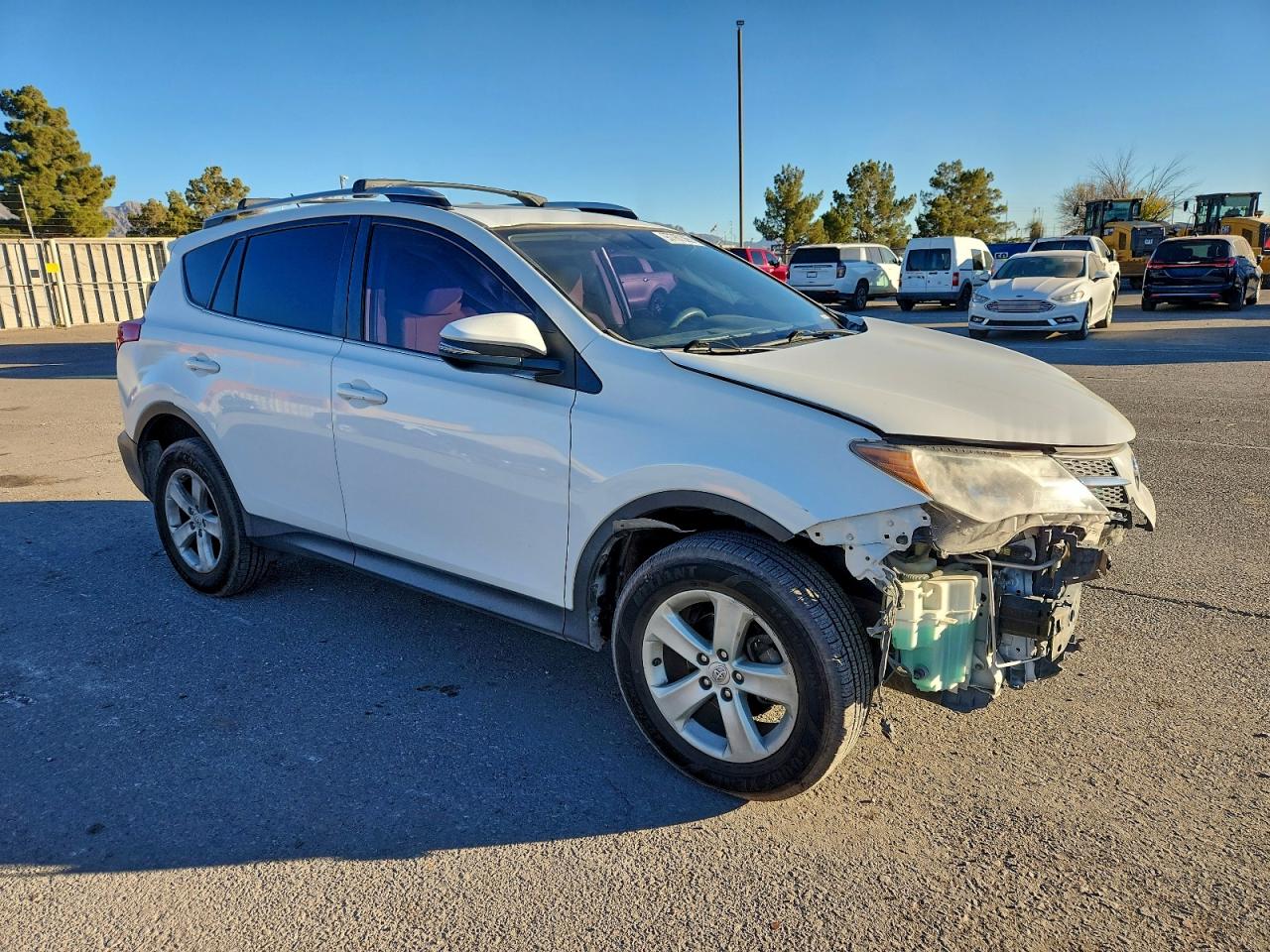 2013 TOYOTA RAV4 XLE photo 4
