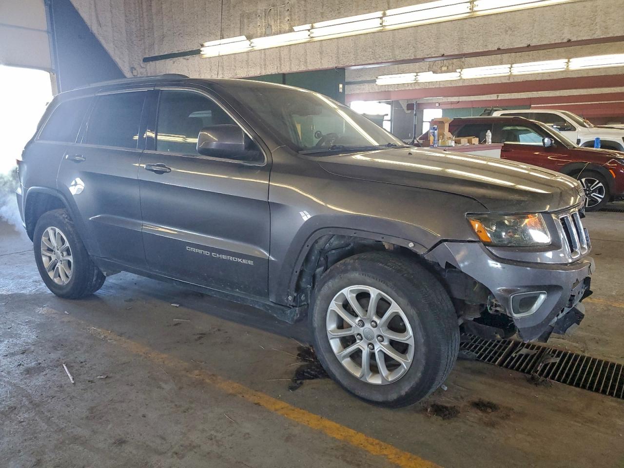 2014 JEEP GRAND CHEROKEE LAREDO photo 4