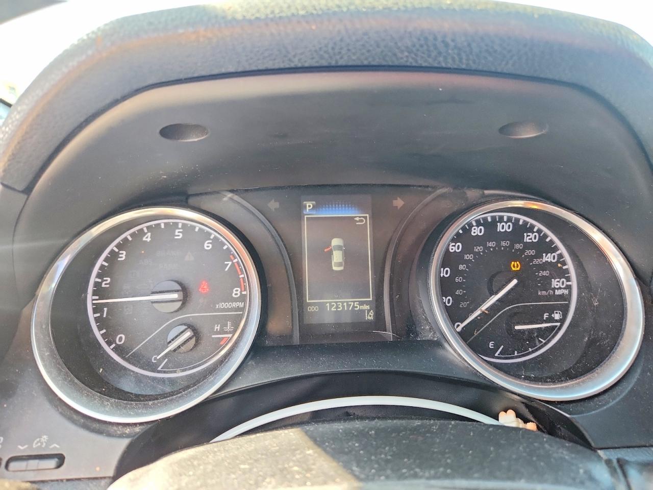2018 TOYOTA CAMRY L photo 9