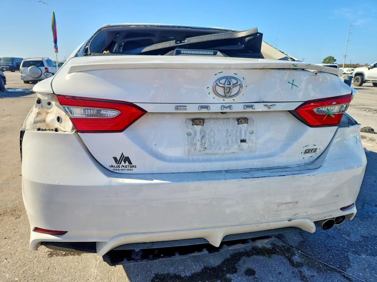 2018 TOYOTA CAMRY L photo 6