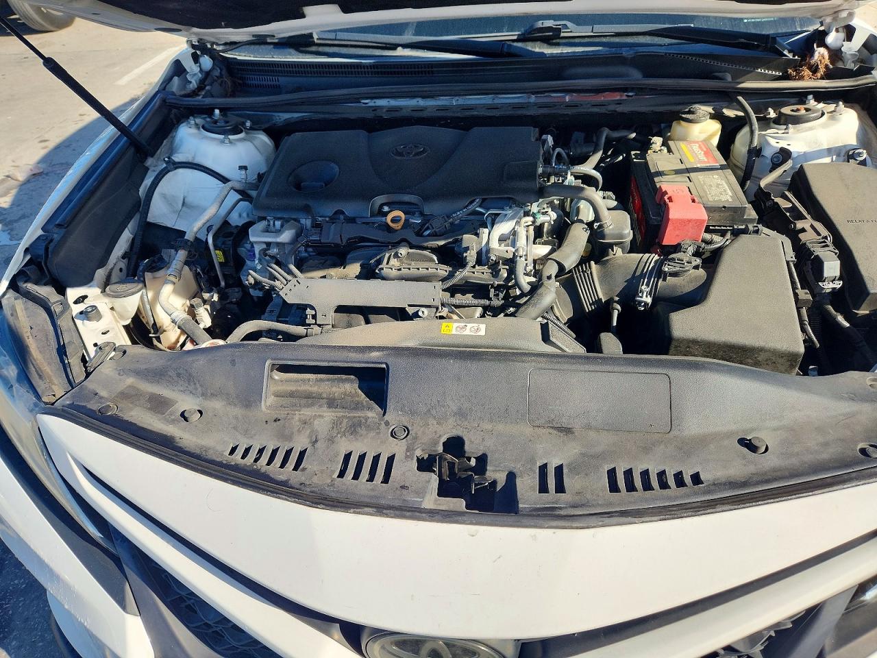 2018 TOYOTA CAMRY L photo 11