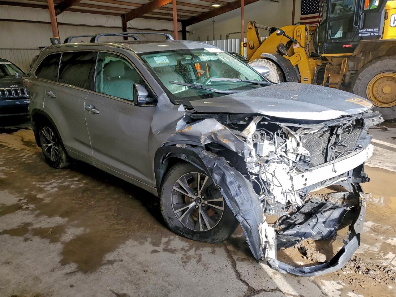 2016 TOYOTA HIGHLANDER XLE photo 7