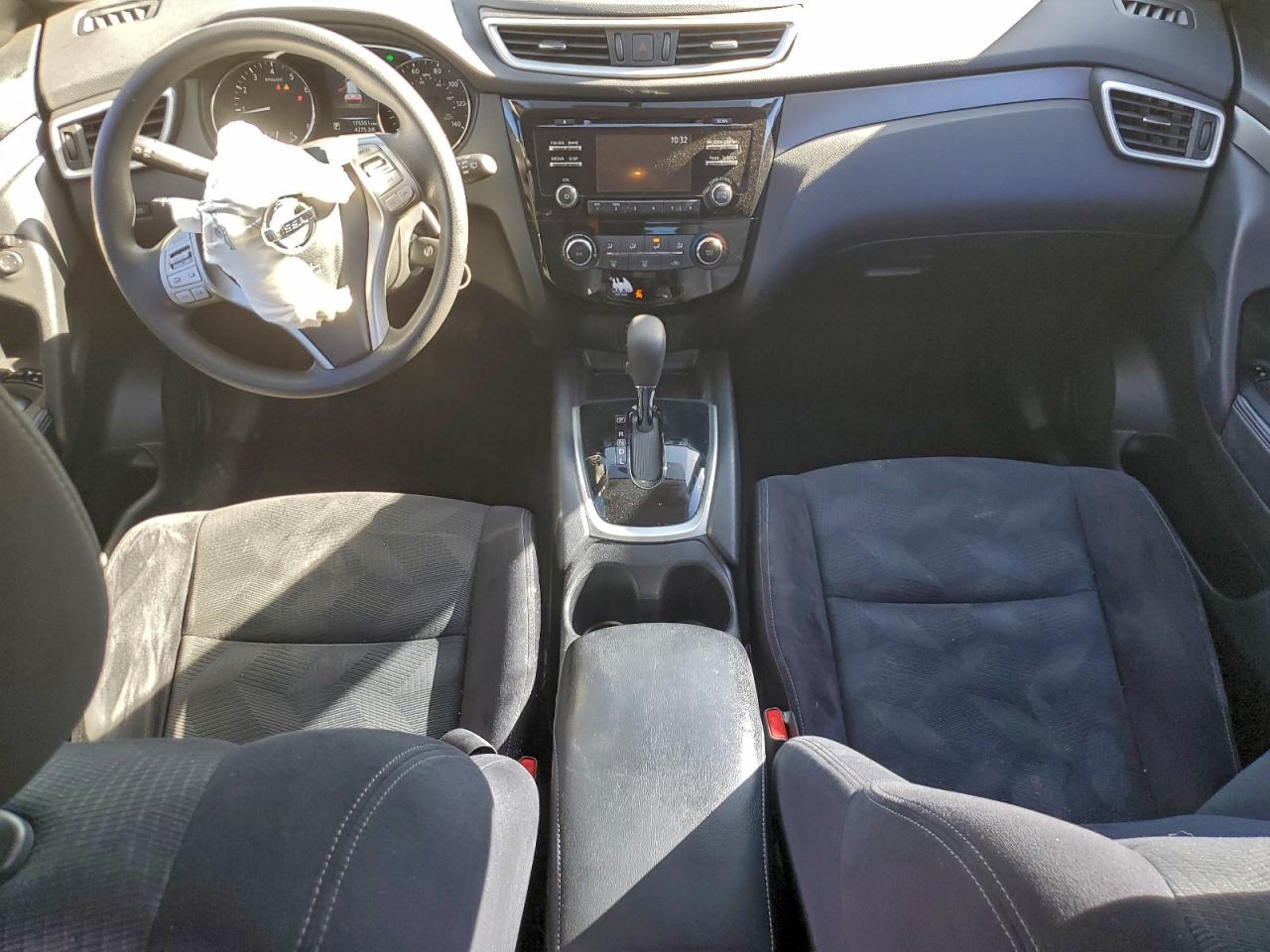 2016 NISSAN ROGUE S photo 8