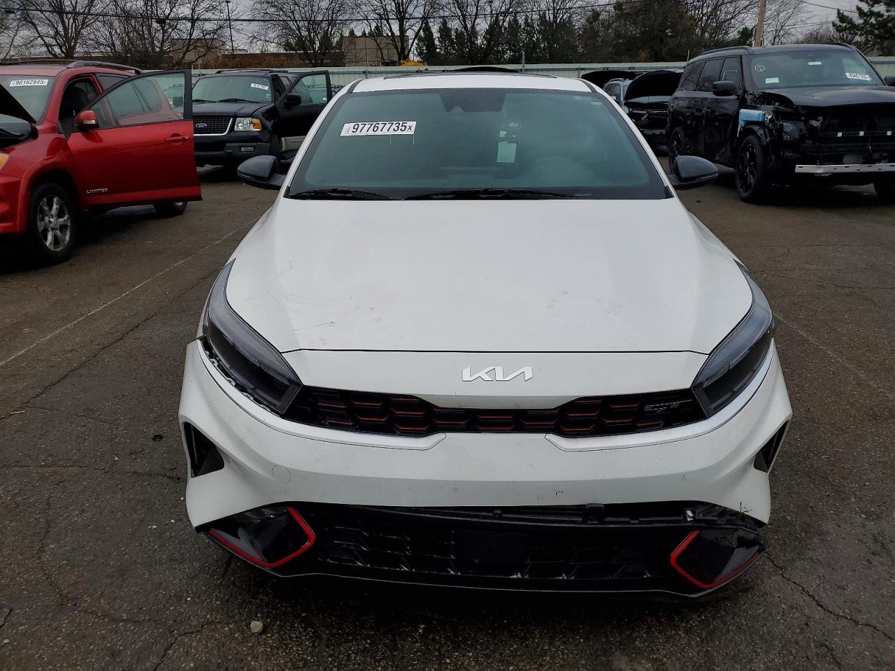 2023 KIA FORTE GT photo 5