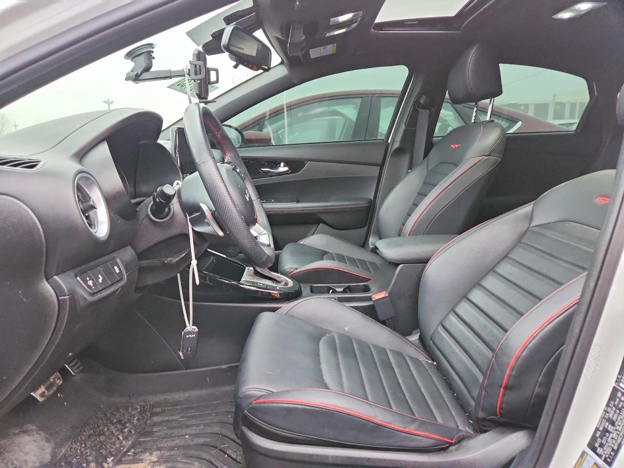 2023 KIA FORTE GT photo 7