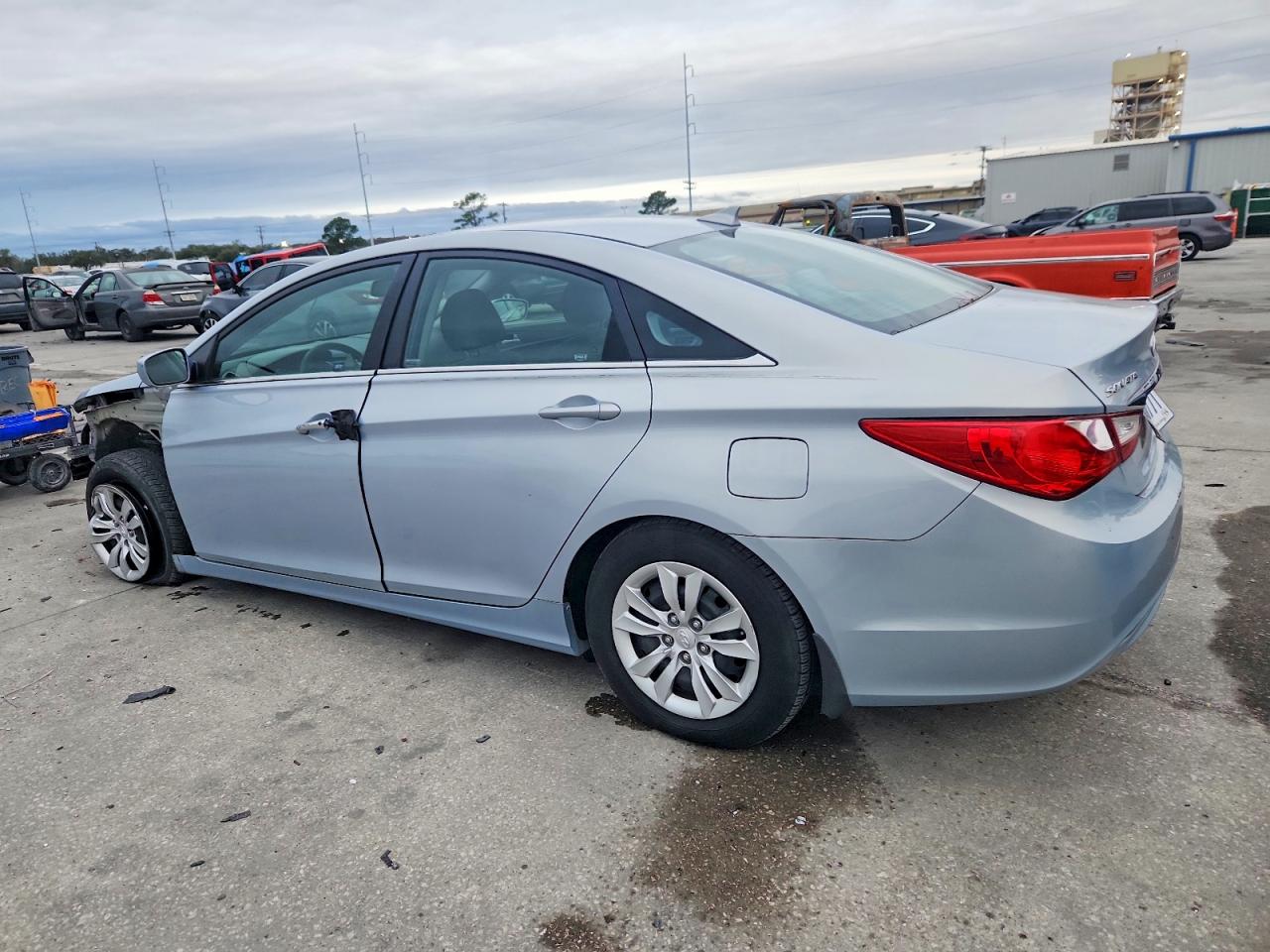 2013 HYUNDAI SONATA GLS photo 3